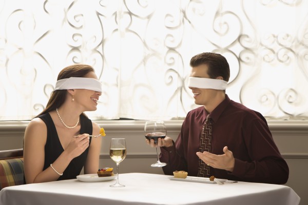 couple on blind date