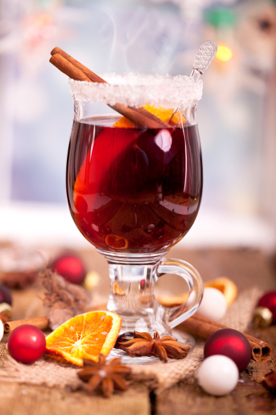 mulled wine with christmas decoration