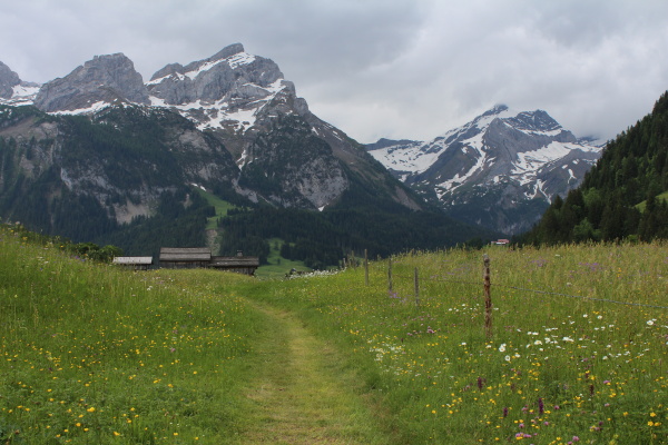 scenery in gsteig bei gstaad