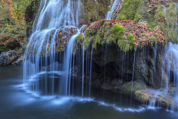 bigar cascade falls in nera beusnita