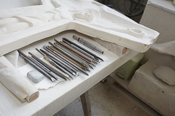 chisels by stone relief carving