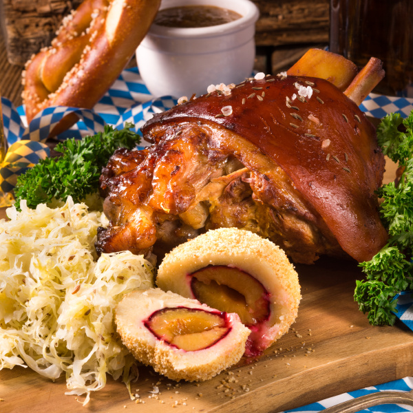 oktoberfest pork with sauerkraut