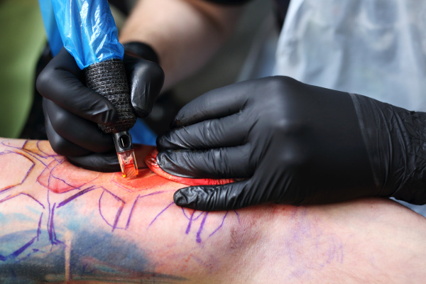 creating a tattoo in a tattoo