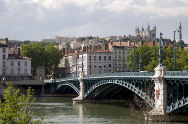 the pont de l universite over