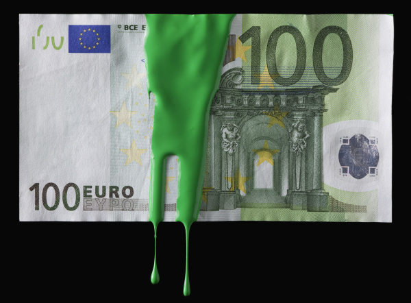 green paint on a 100 euro