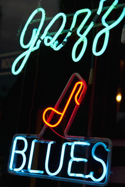illuminated jazz and blues sign on