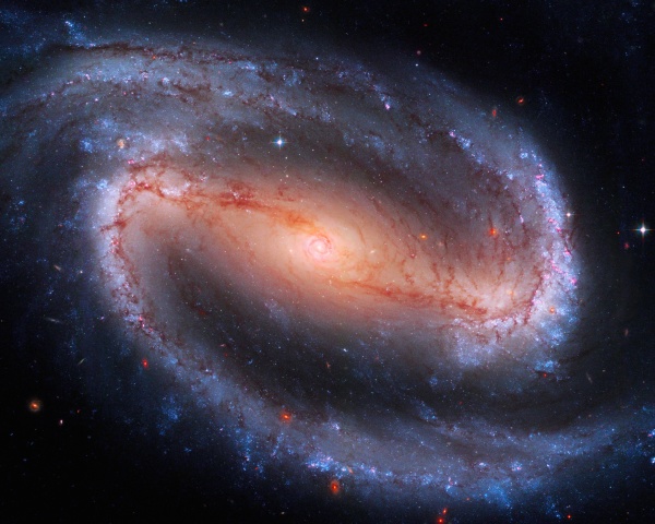barred spiral galaxy ngc 1300