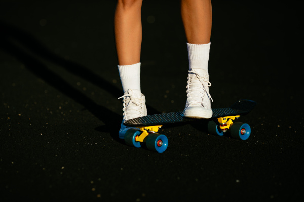 details skateboard white shoes