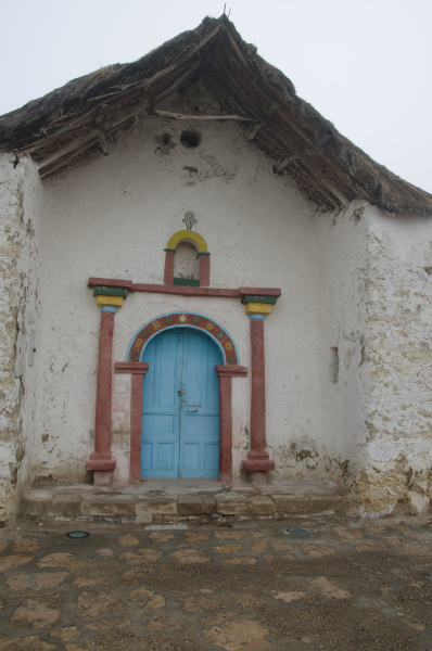 facade of the parinacota church in
