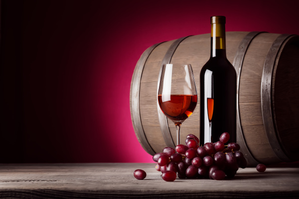 glass, of, red, wine, with, bottle - 28278873