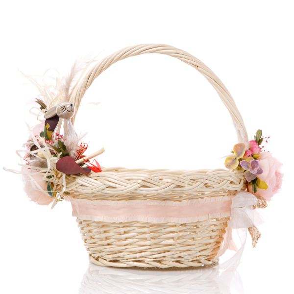 wicker basket of natural vines with