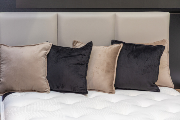decor pillows cushions