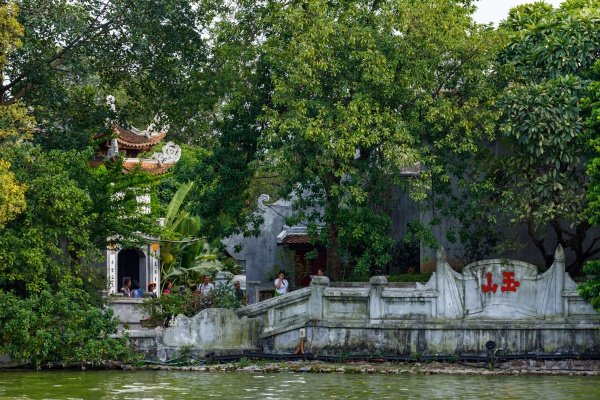 the ngoc son temple of lake