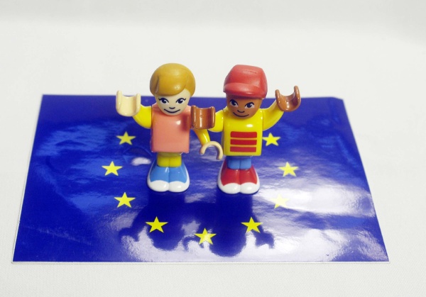 eu citizens with blue european union