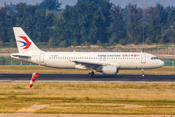 china eastern airlines airbus a320 airplane