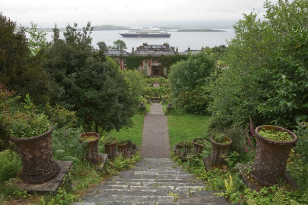bantry house and gardens in county