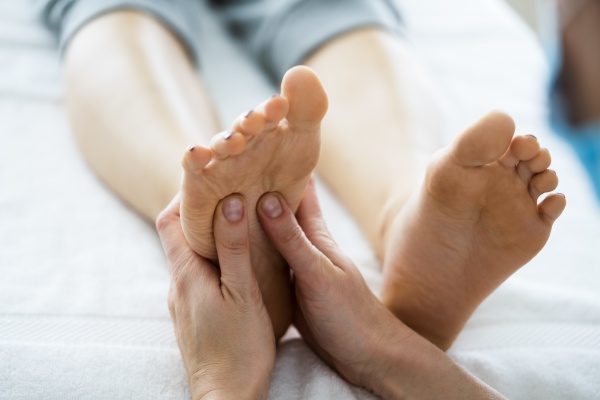 foot spa massage and reflexology treatment