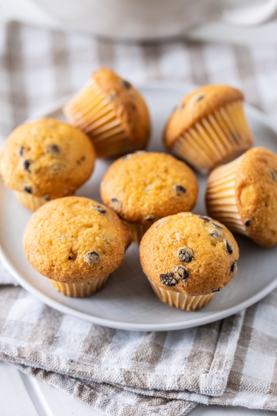 vanilla muffins sweet cupcakes