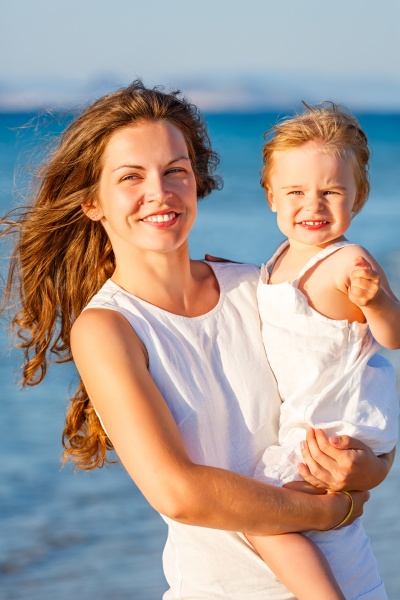 Mother And Daughter On The Beach Royalty Free Photo 29724796 Panthermedia Stock Agency 8762