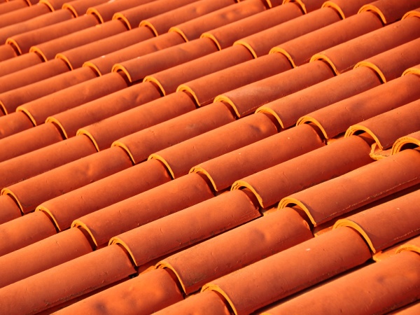 new tile brick roof in red