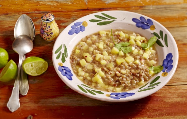 lentil soup with pineapple lime