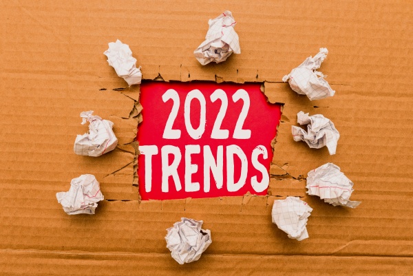 writing displaying text 2022 trends