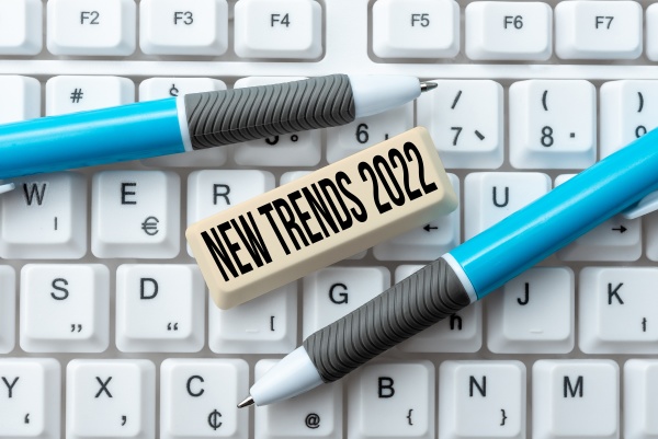 conceptual display new trends 2022
