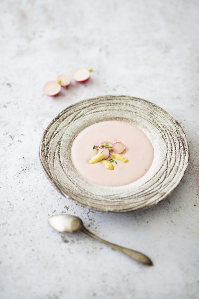 cold radish and asparagus soup with