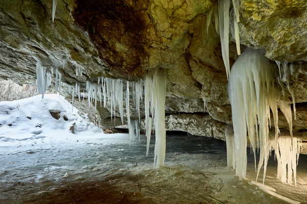 pinezhsky karst caves in the arkhangelsk