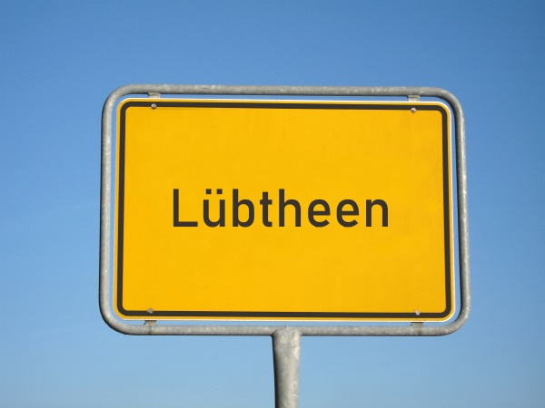 place name sign luebtheen