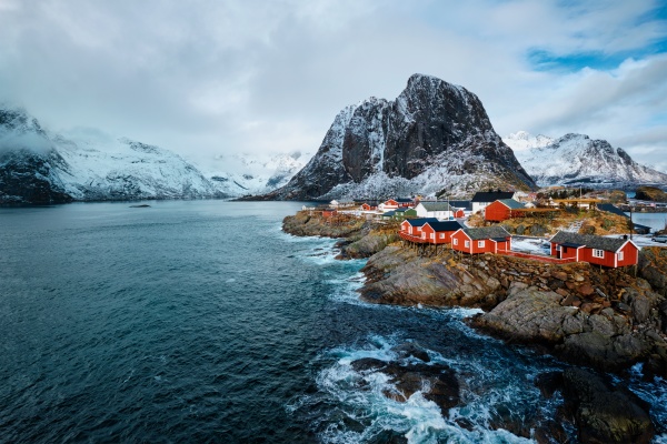 hamnoy fishing village on lofoten islands