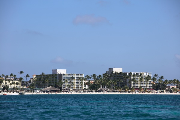 holiday inn resort along palm beach
