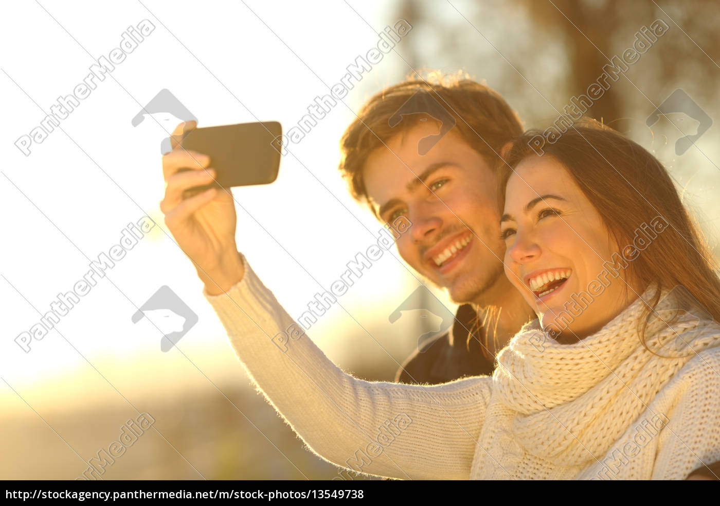 sunset couple selfie