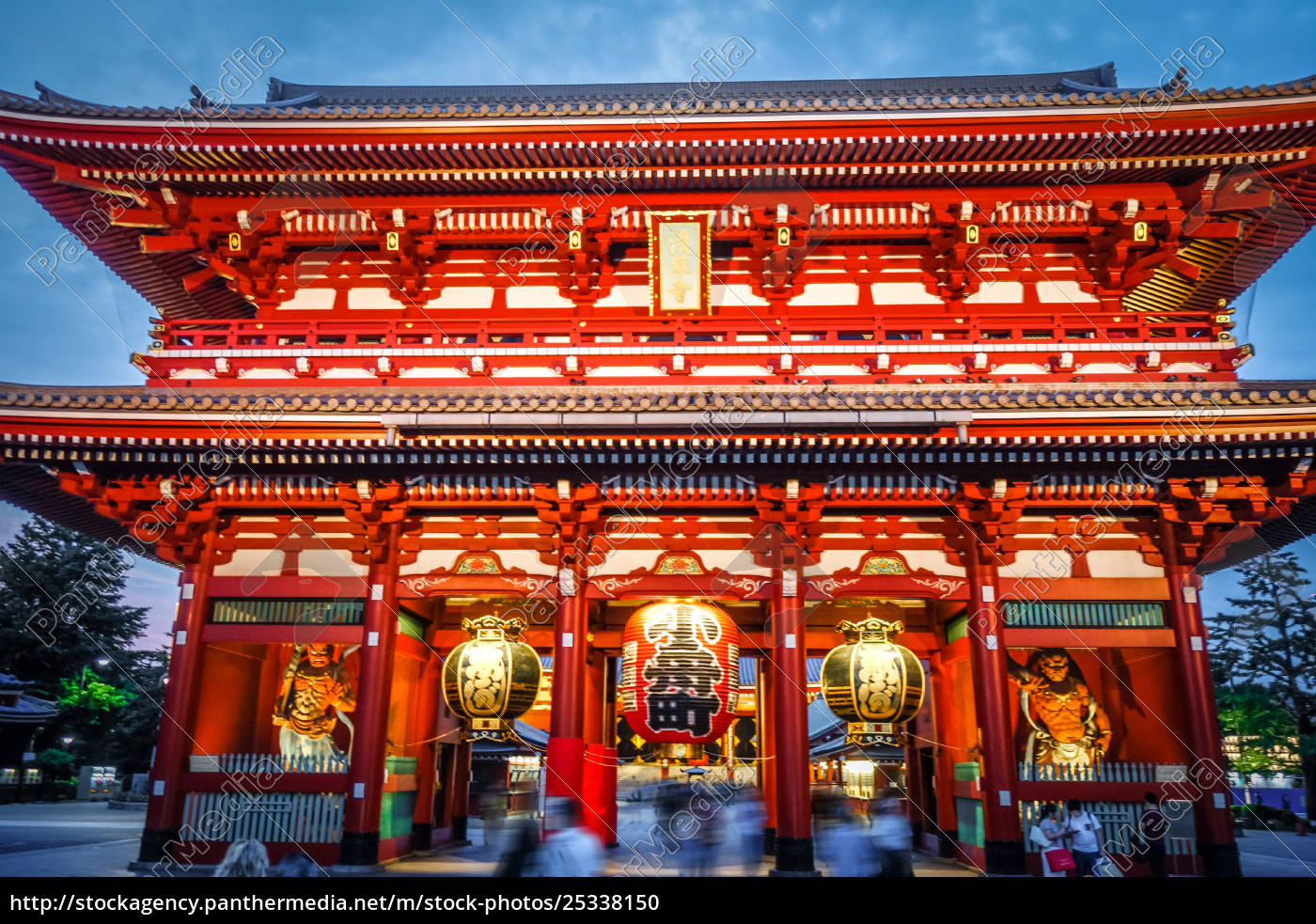 Kaminarimon Gate And Lantern Senso Ji Temple Tokyo Royalty Free Image Panthermedia Stock Agency