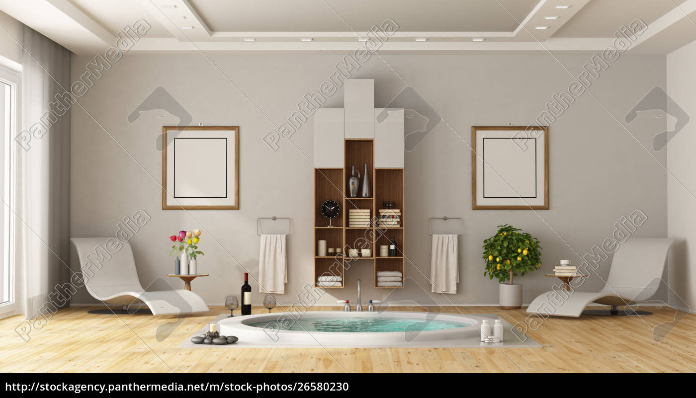 Luxury Bathroom With Built In Round Bathtub Stock Image