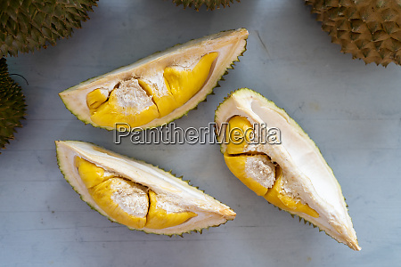 Isi durian musang king